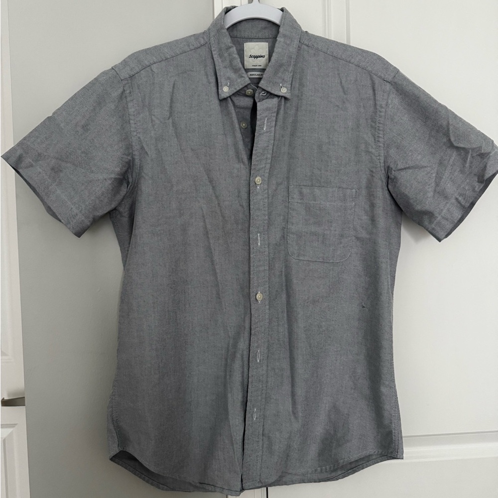 Elegant Gray Men's Button Down Shirt